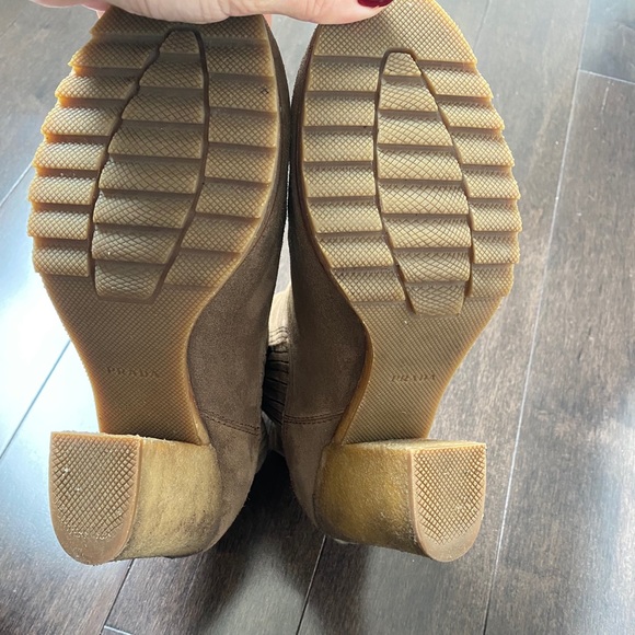 Prada suede booties light brown - Picture 9 of 10